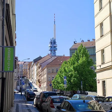 420 Welcome Zizkov Prag